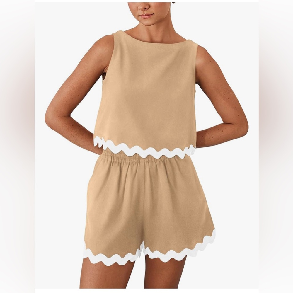 BRAND NEW Shorts Set